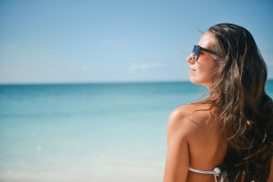 beach-girl-holiday-5360